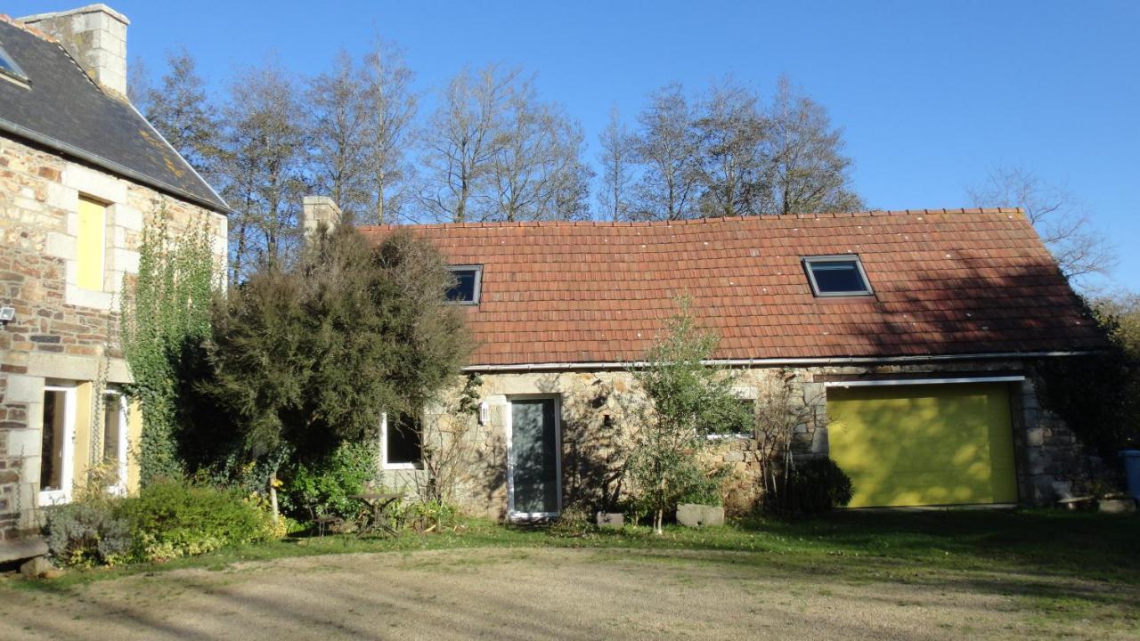 Tonn"O Loisirs Villa Servel Exterior photo